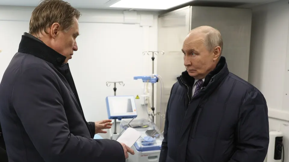 Президент России распорядился увеличить охват репродуктивной диспансеризации для мужчин и женщин на фоне продолжительного снижения рождаемости и демографического кризиса.