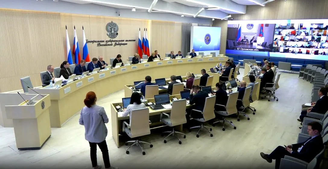 На заседании Центральной избирательной комиссии приняли кадровые решения, передали мандат бывшему губернатору Брянской области и внесли изменения в порядок информирования о выборах.