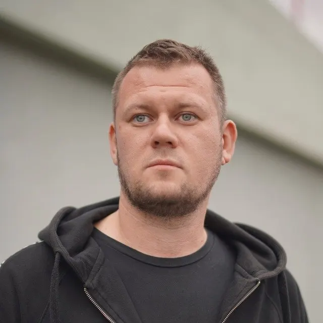 Казанский, не имеющий российского гражданства, назвал включение в список «чепухой» и сказал, что ожидал более серьёзных обвинений — например, признания террористом.