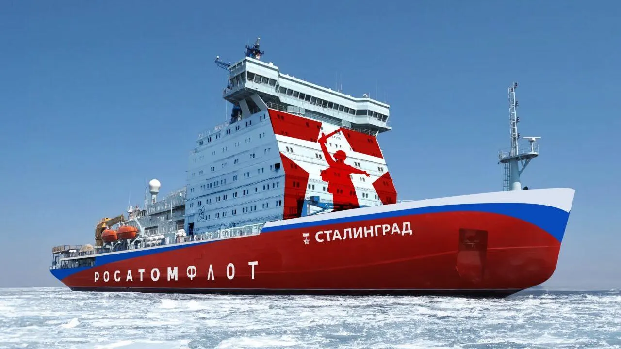 Рассматриваются портовый сбор на экспорт или плата до 2,75 доллара за тонну на Северном морском пути (2027–2035). Ожидаемые поступления во втором варианте — до 138 млрд руб.; стоимость ледоколов выросла до примерно 85 млрд руб. за каждое судно.