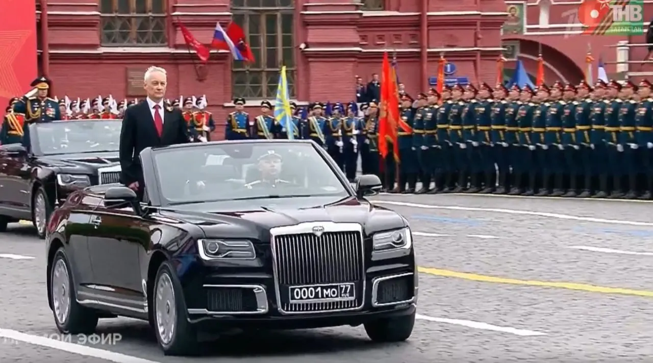 Белоусов оценил автомобили Aurus: конкретный кабриолет собрали в Москве, тогда как другие модели выпускают в Елабуге.