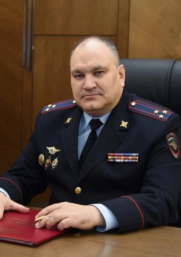 Кратко о биографии и карьерном пути Константина Кремнева, назначенного исполняющим обязанности начальника полиции Волгоградской области.