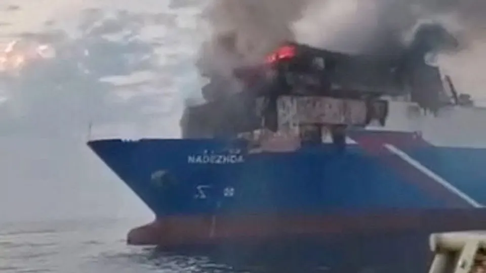 Из-за атак в Черном море и ограничений поставок перевозчики переходят на альтернативные маршруты, что ускоряет сроки доставки и повышает стоимость импорта.