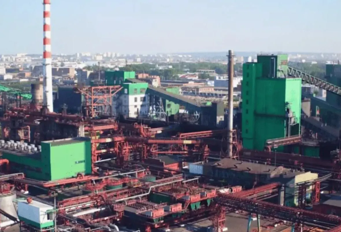 Промышленное производство в Кемеровской области снизилось на 3,6% по итогам первых шести месяцев 2026 года. Особенно заметно падение в электронике и добыче руд.