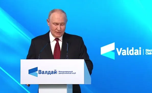Президент обсудил причины конфликта, роль НАТО и призвал искать совместные решения для мирного сосуществования.