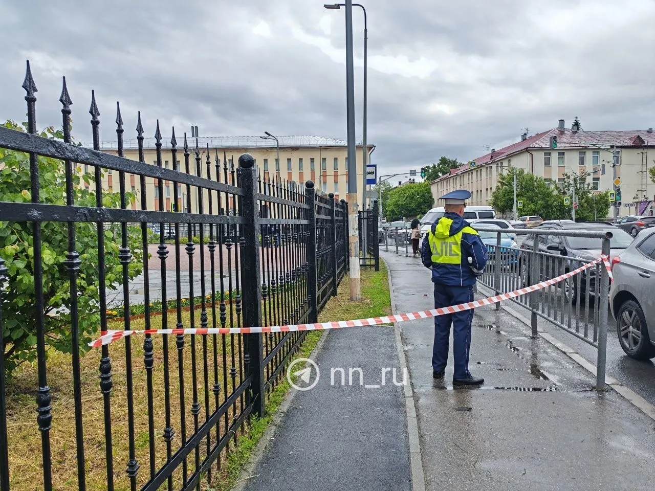 Над регионом были уничтожены несколько дронов. В Нижнем Новгороде пострадало здание областного суда, пострадавших нет, на месте работают полиция и МЧС. Минобороны сообщает о 62 сбитых БПЛА по регионам за ночь.