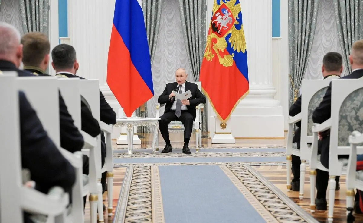 Президент заявил, что по общежитию в Старобельске нанесли террористический удар, привёл данные о жертвах и пострадавших и поручил МИД и Минобороны подготовить ответные меры.