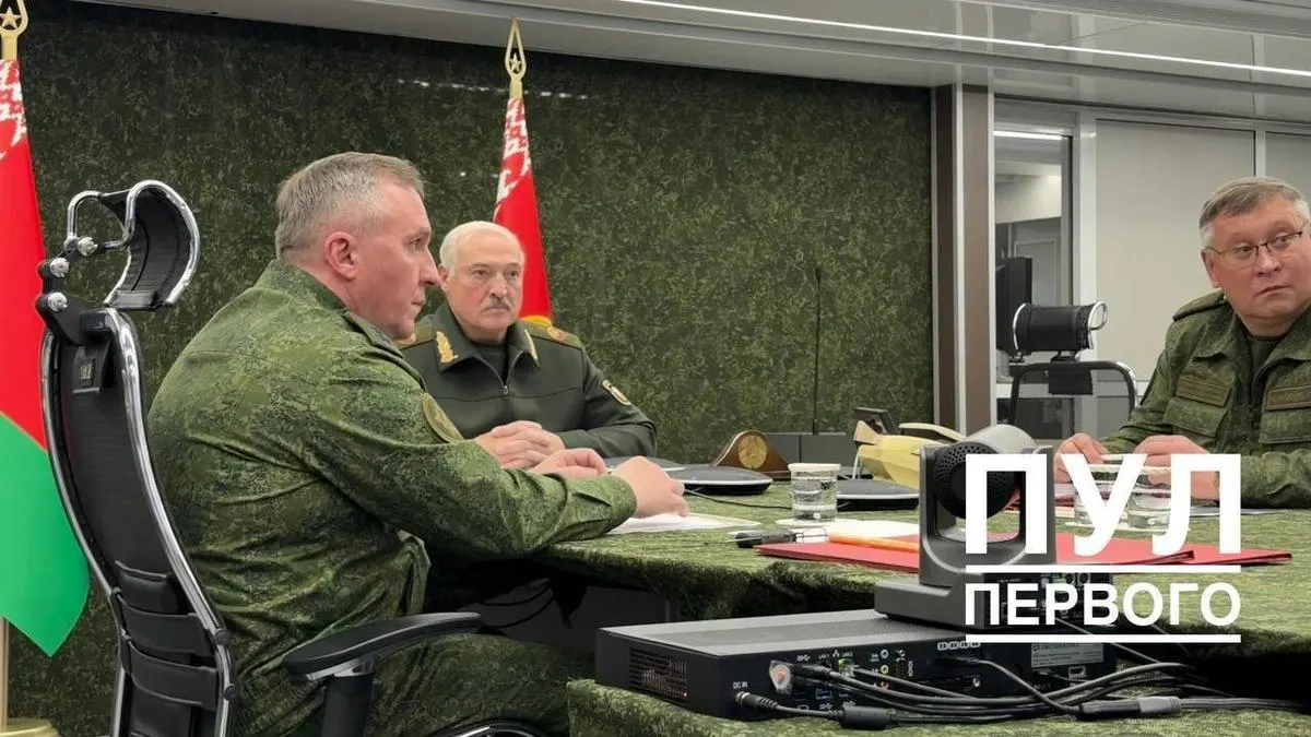 Лидеры России и Беларуси вместе с руководством военного ведомства обсудили ход трёхдневных ядерных учений. Учения завершились в день визита российского президента в Китай. На фоне этих событий Украина укрепляет северные рубежи, а в Европе ведутся обсуждения возможного размещения американского ядерного оружия.