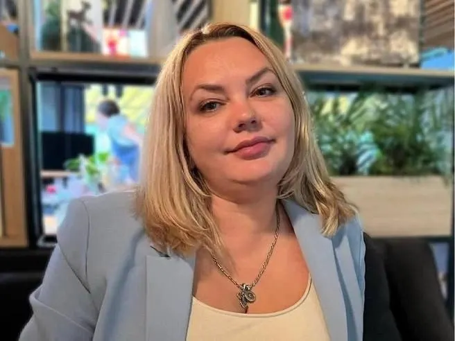 Экс‑глава департамента экономической политики Волгограда Анна Елисеева и ещё 11 обвиняемых обжалуют передачу материалов в Краснодарский край; заседание назначено на 22 июля.
