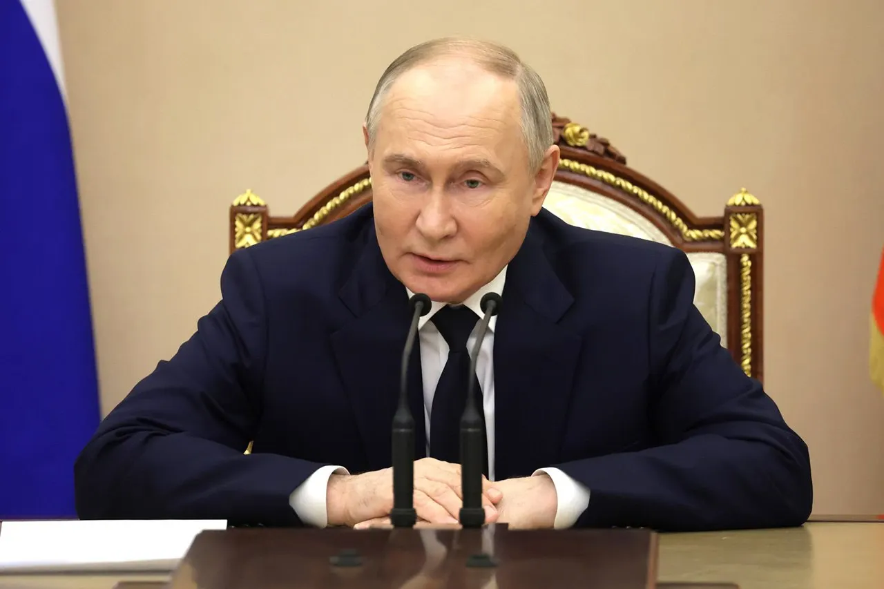 Президент поручил обеспечить непрерывность работ над ледоколами и подчеркнул важность проекта «Лидер».