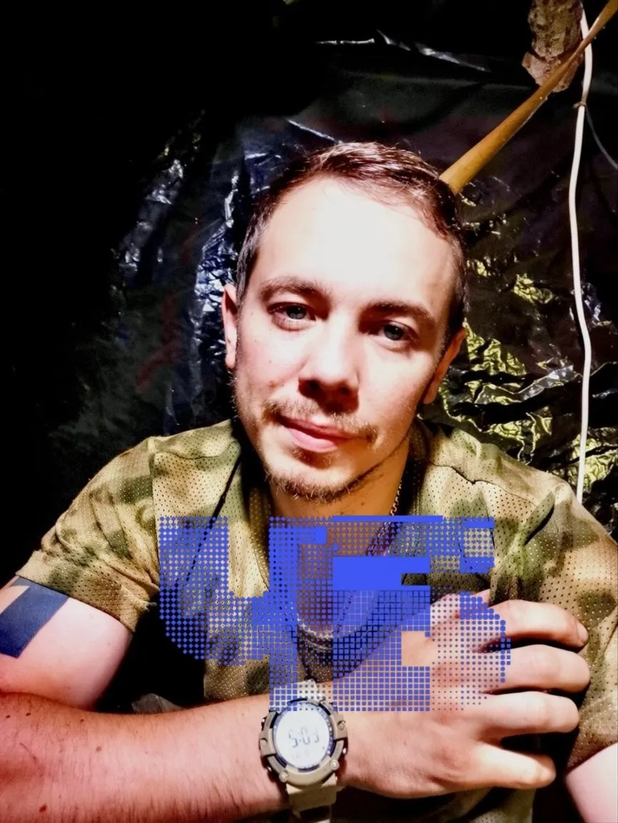Родители погибшего моряка из Челябинска утверждают, что его тайно похоронили в Балтийске (Калининградская обл.), а закон отдает право распоряжаться телом и выплатами супруге, лишая кровных родственников возможности проститься.