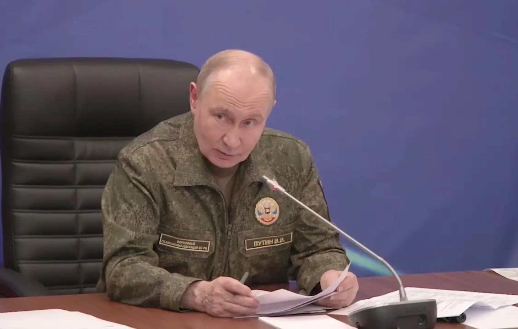 На совещании с военными президент заявил, что с начала года ВС РФ освободили 133 населённых пункта, включая Константиновку в Донецкой народной республике.