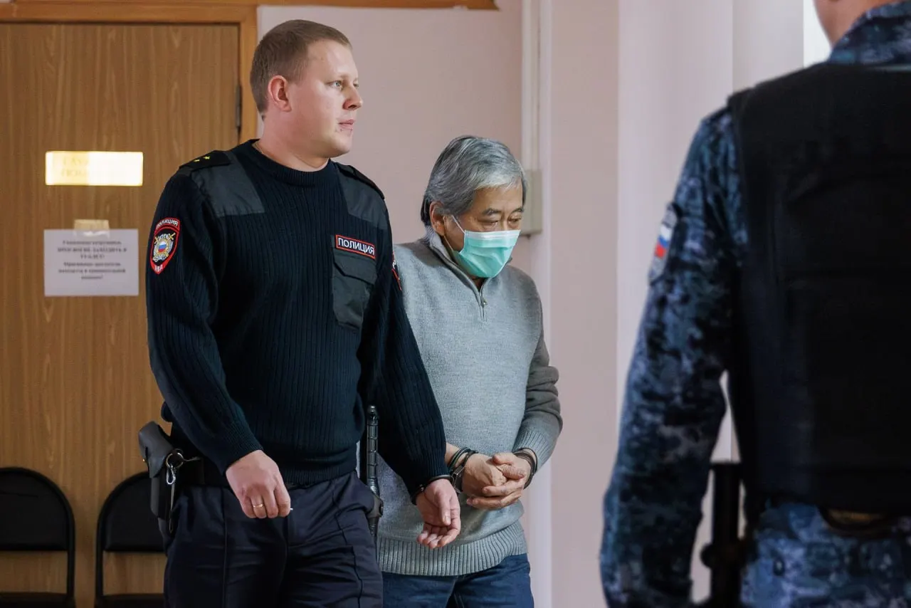 Материалы уголовного дела Александра Пака, осуждённого за наезд на многодетную мать Екатерину Буравлеву, поступили в Верховный суд РФ и направлены в третий судебный состав уголовной коллегии.