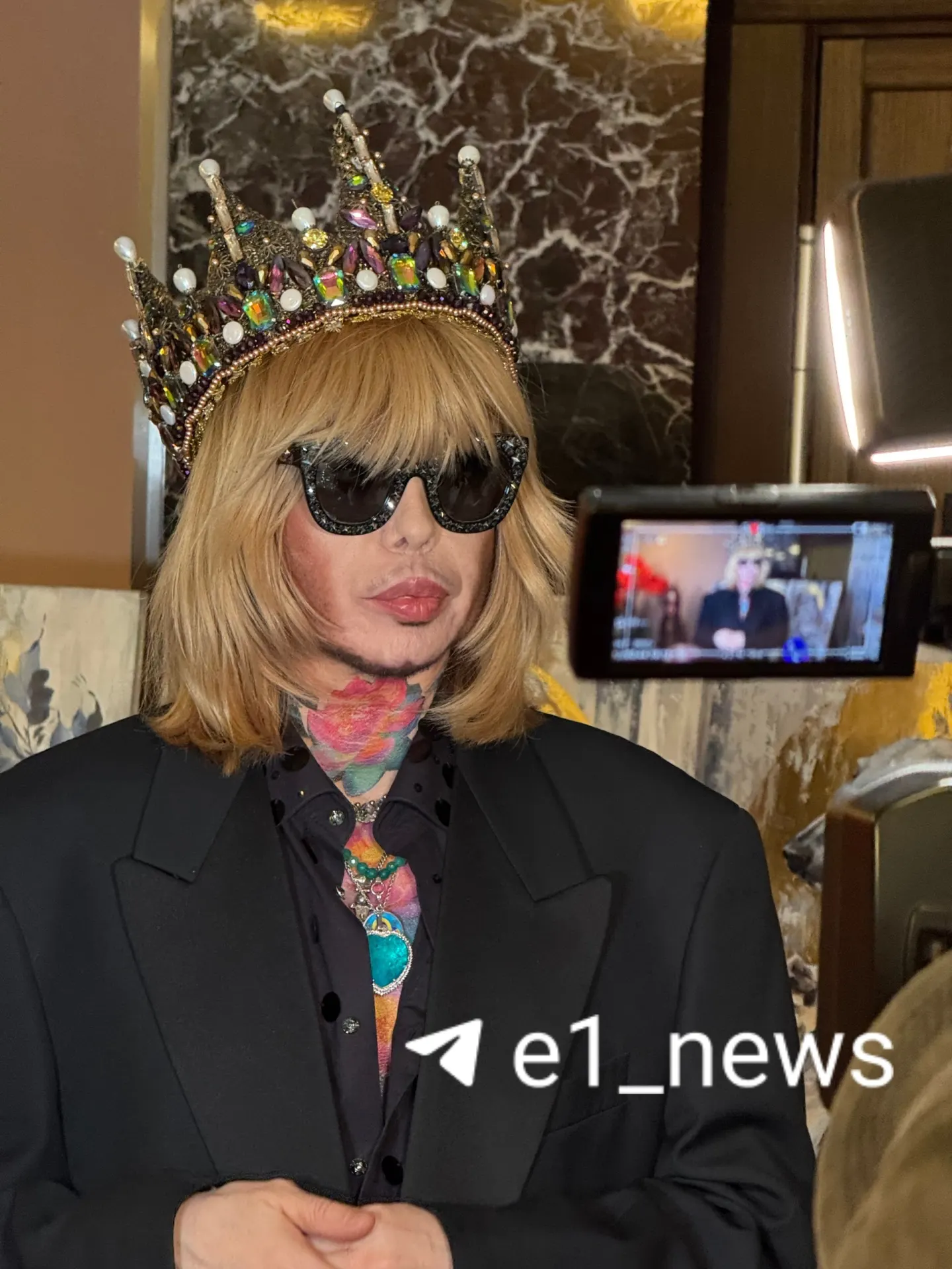 В фестивале в культурном центре приняли участие более 25 дизайнеров со всей страны; общее число участников превысило 350 человек.