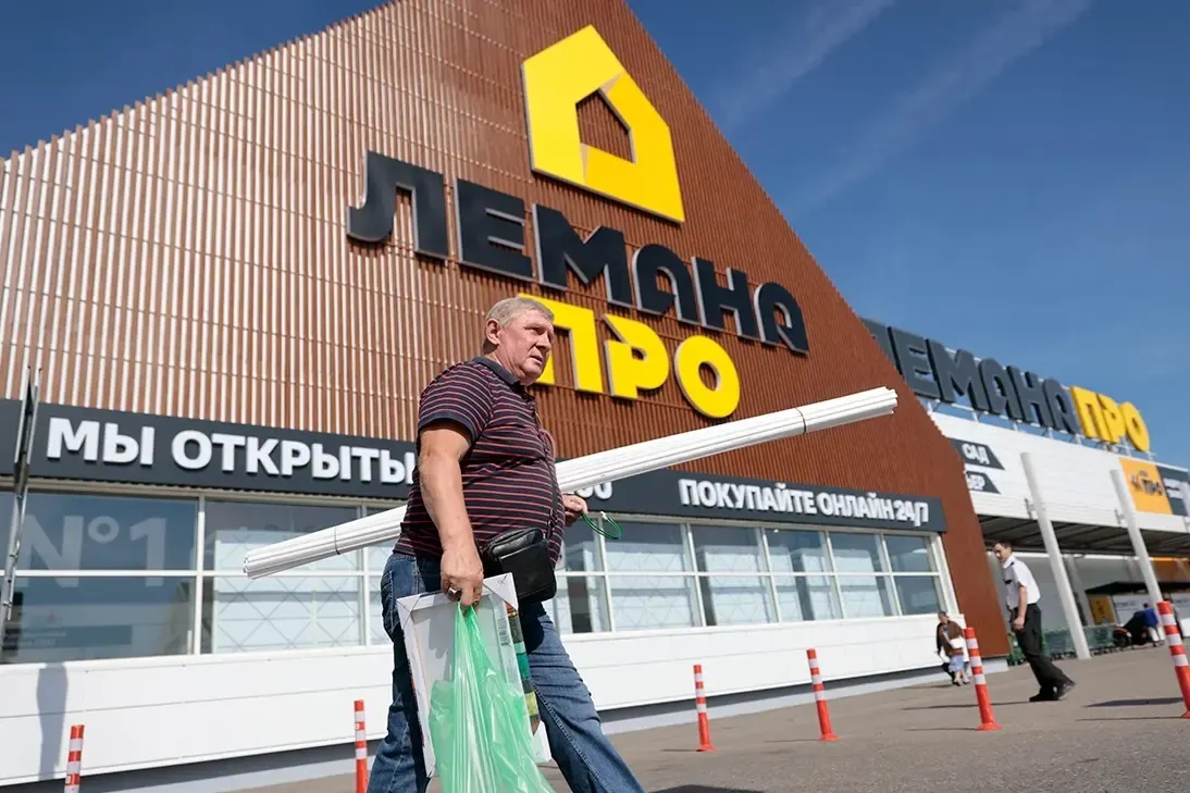 Крупные активы сети Ле Монлид и FM Logistic переведены под государственное управление. Произошли кадровые перестановки и судебные решения, затрагивающие имущество в Краснодаре.