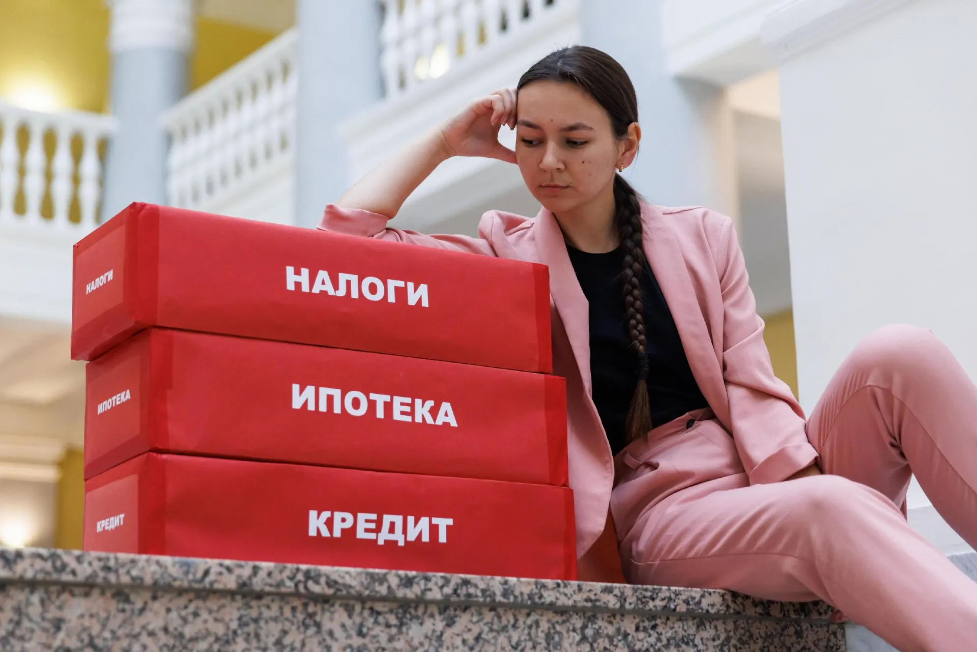 Экономист Андрей Бунич рассуждает о бюджете на 2027 год и рисках постоянного повышения налогов.