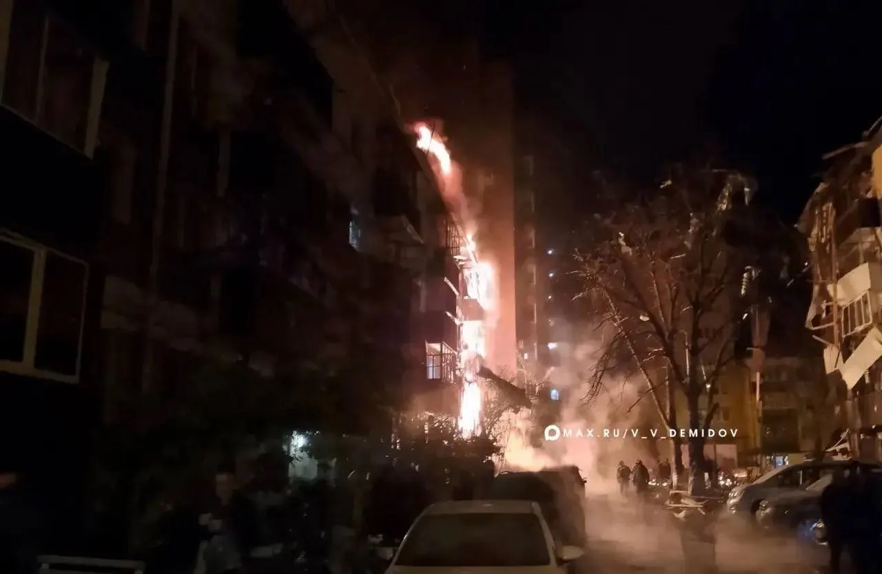 Более 500 беспилотников атаковали Россию за ночь; пострадали мирные жители, есть погибшие.