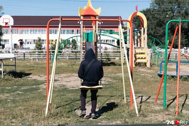 В Кемерове продолжаются поиски пропавшего 14-летнего мальчика, который ушёл из дома и может находиться в любом городе.